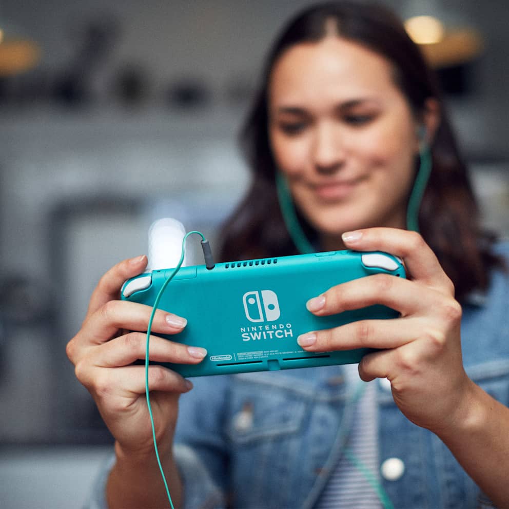Nintendo Switch Lite (Koralle) – Ohne Netzteil