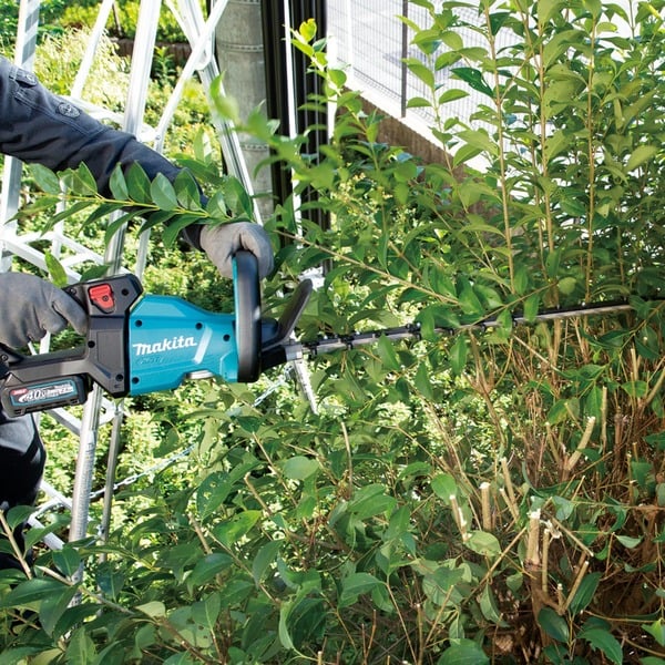 Makita Akku-Heckenschere UH006GD201 XGT, 40Volt, 60cm